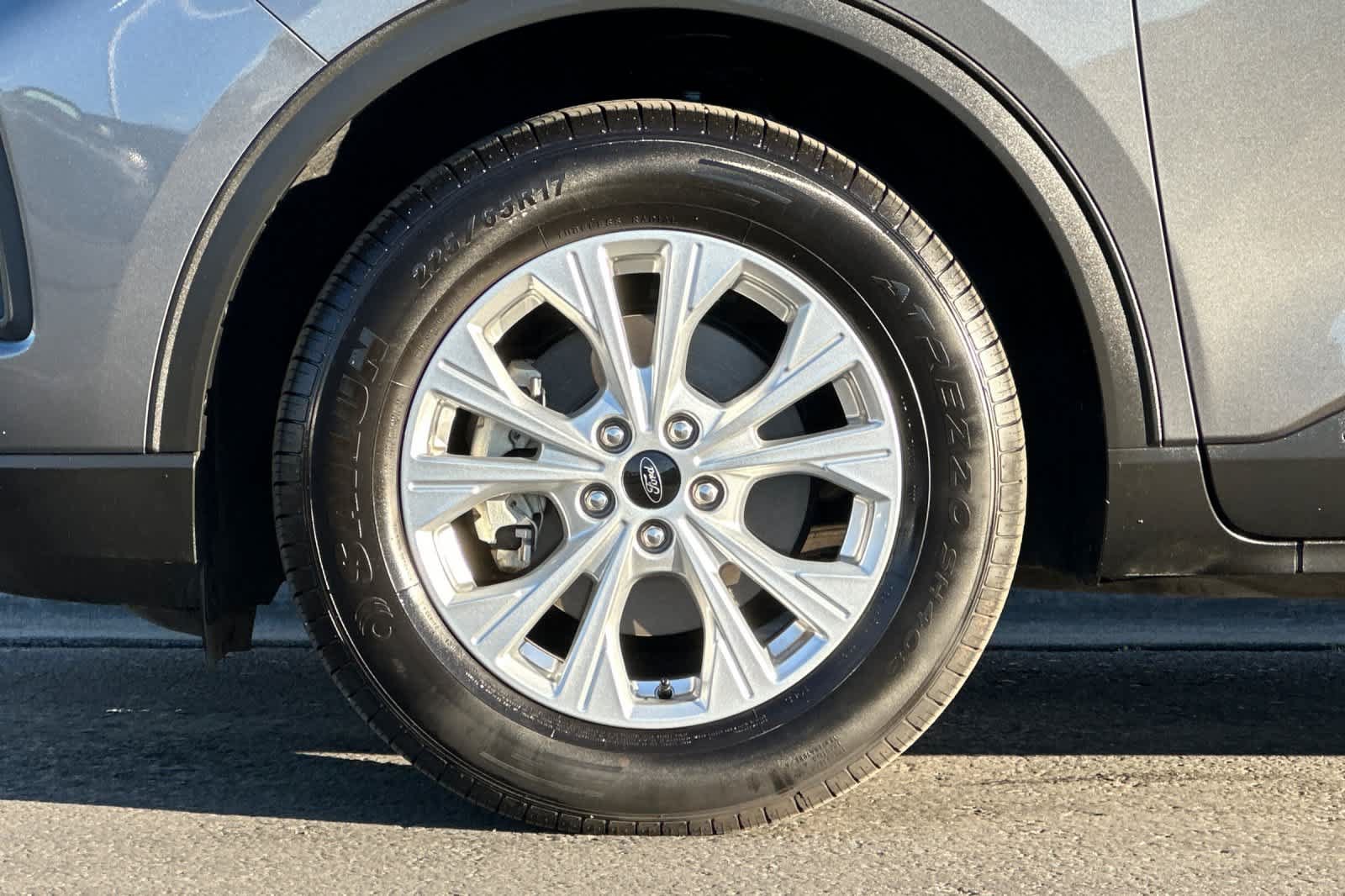 Certified 2025 Ford Escape Active AWD/4WD image 26