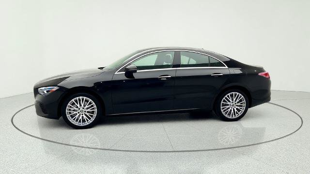 Used 2025 Mercedes-Benz CLA 250 image 4