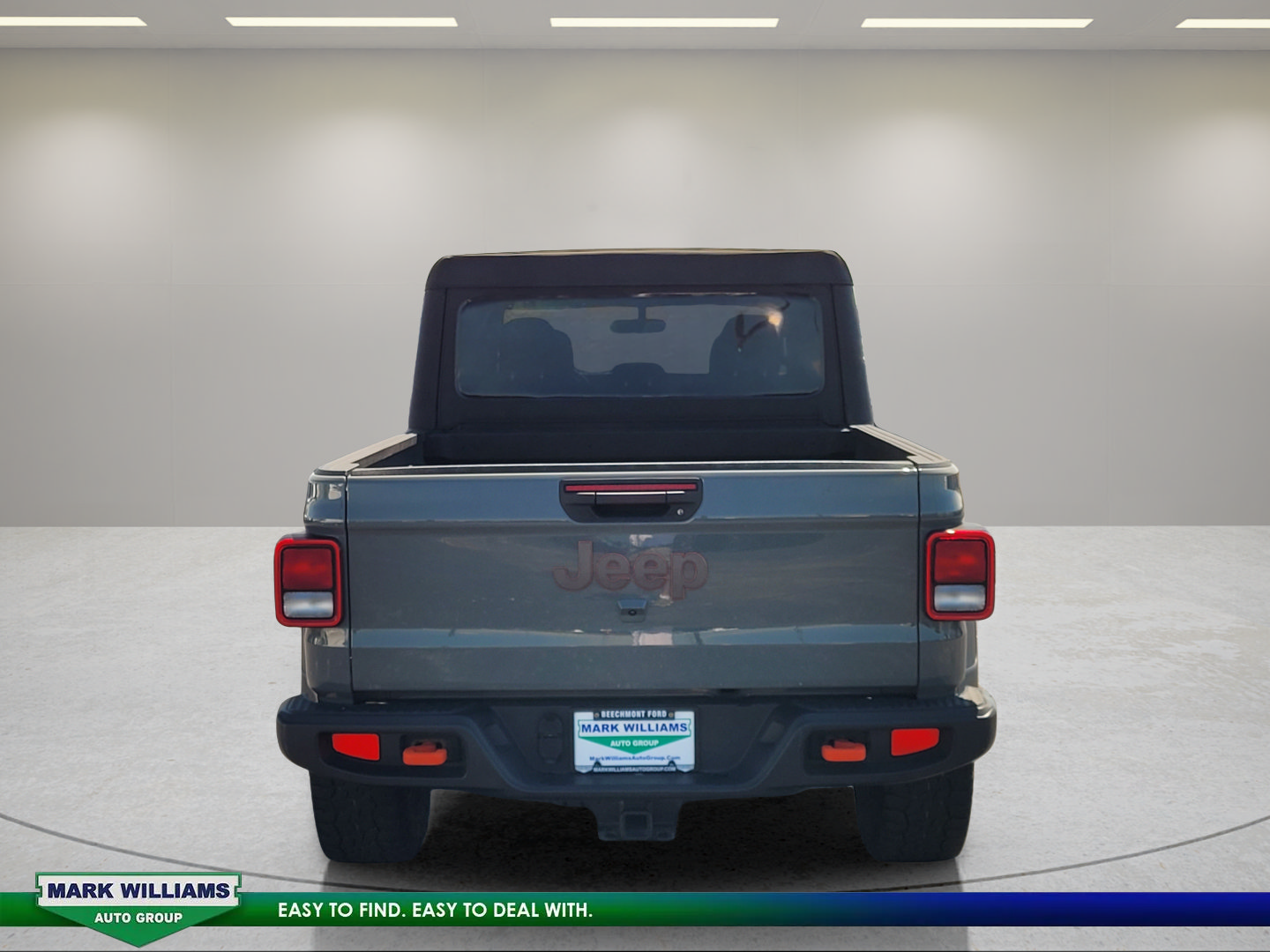Used 2023 Jeep Gladiator Mojave w/ Cold Weather Group AWD/4WD image 5