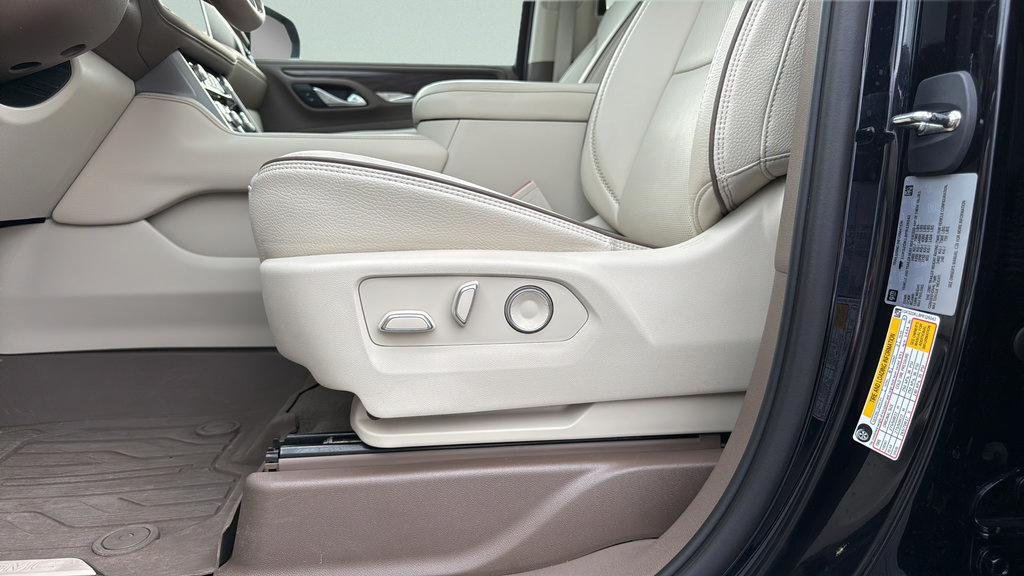 Used 2023 GMC Yukon Denali AWD/4WD image 27