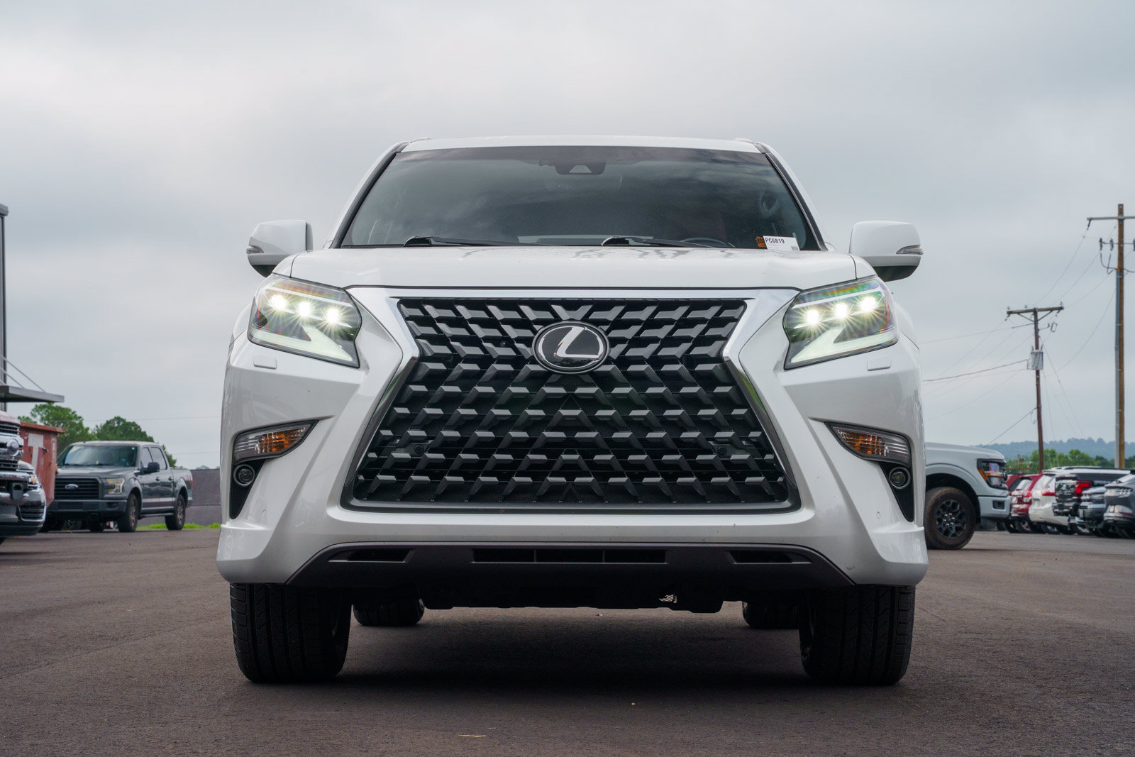 Used 2023 Lexus GX 460 Premium w/ Premium Plus Package AWD/4WD image 2