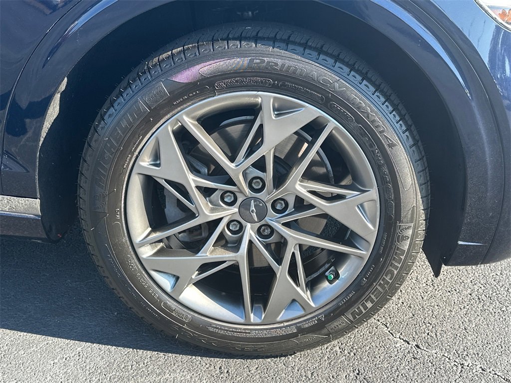 Used 2022 Genesis GV70 2.5T w/ Select Package image 12