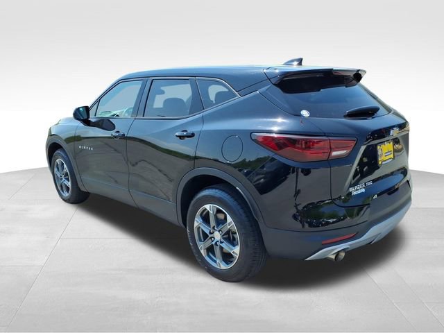 Used 2023 Chevrolet Blazer LT AWD/4WD image 4