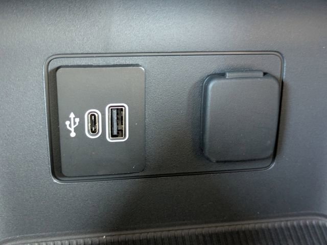 Certified 2026 Ford Explorer Active w/ Active Comfort Package RWD image 22