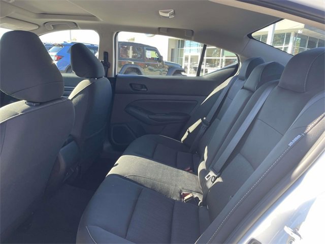 Used 2024 Nissan Altima 2.5 SV w/ SV Premium Package image 10