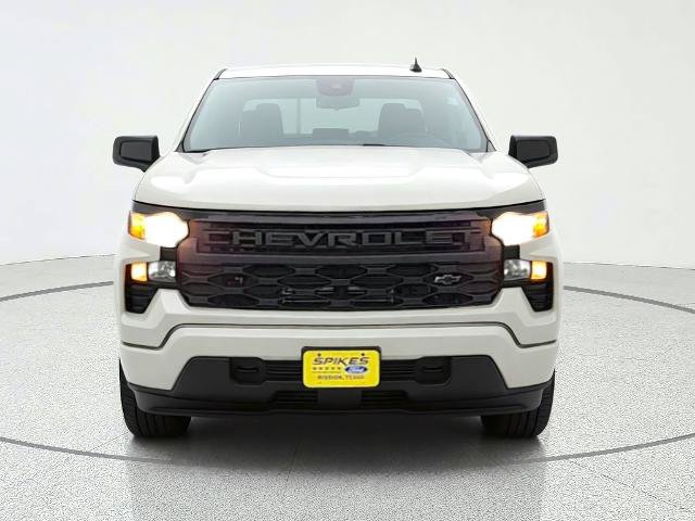 Used 2026 Chevrolet Silverado 1500 Custom w/ LPO, Dark Essentials Package RWD image 2