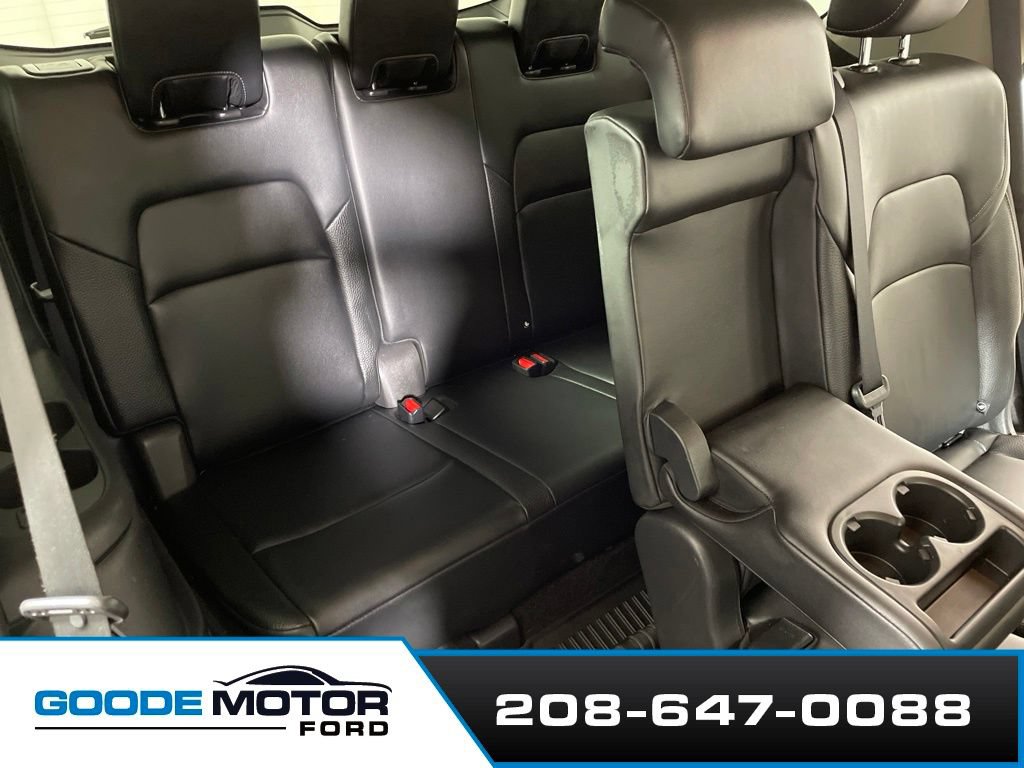 Used 2022 Nissan Pathfinder SL w/ Cargo Package AWD/4WD image 22