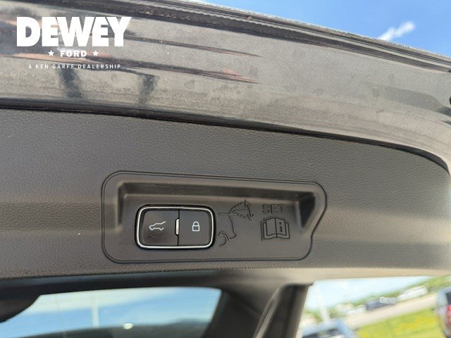 Certified 2023 Ford Explorer XLT w/ Equipment Group 202A AWD/4WD image 33