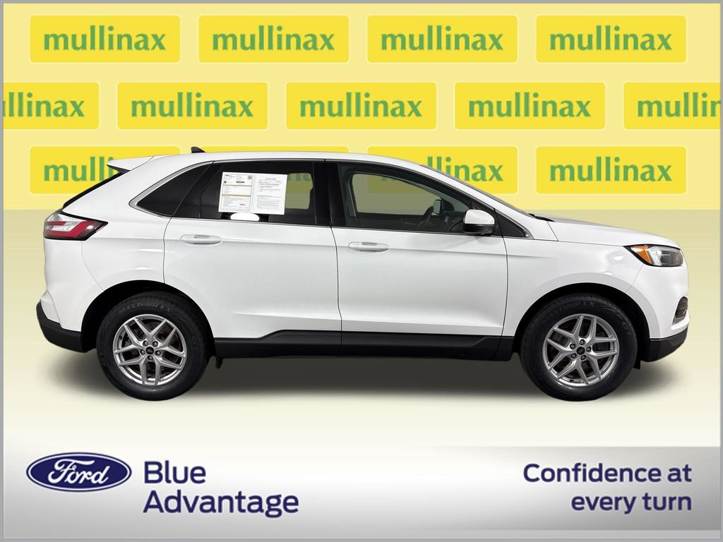 Certified 2023 Ford Edge SEL w/ Convenience Package AWD/4WD image 2