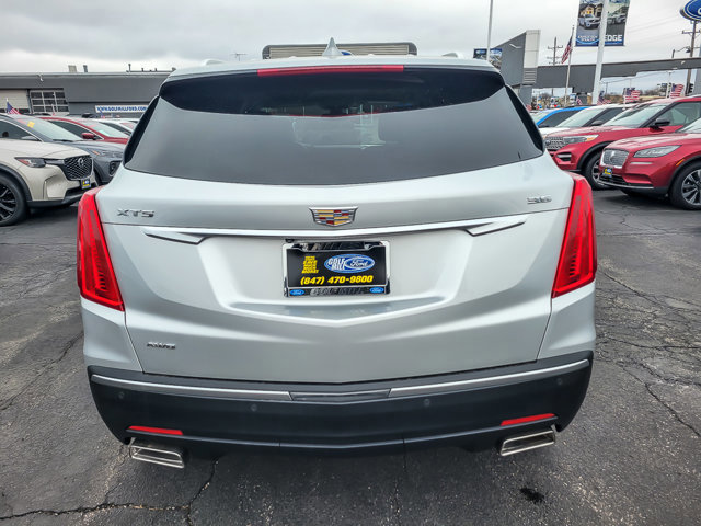 Used 2018 Cadillac XT5 Luxury w/ Driver Awareness Package image 4