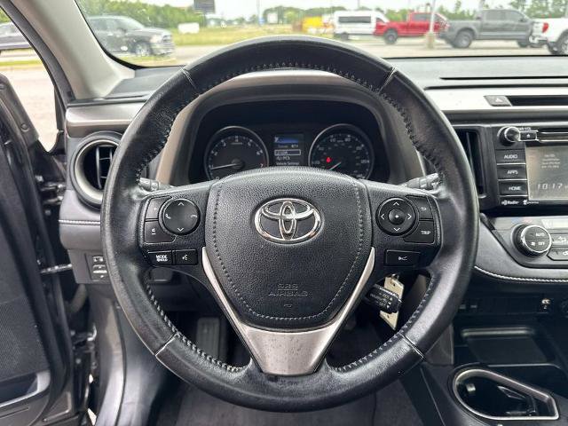 Used 2017 Toyota RAV4 XLE FWD image 22