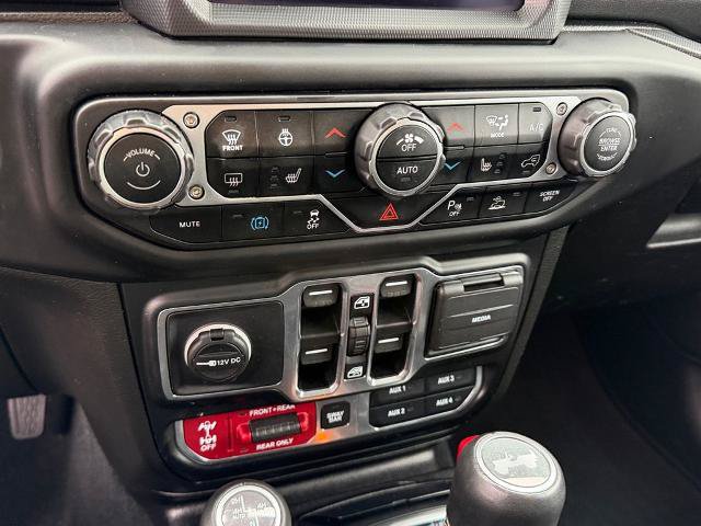 Used 2022 Jeep Wrangler Unlimited Rubicon 4xe w/ Cold Weather Group AWD/4WD image 23