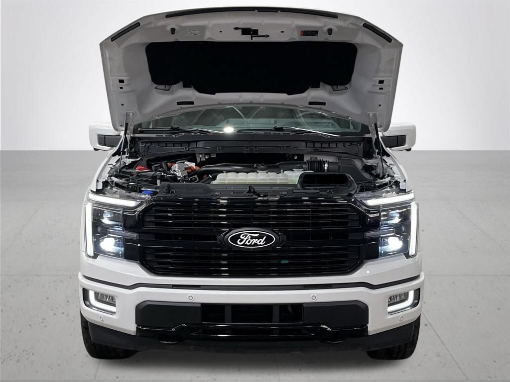Certified 2025 Ford F150 Platinum AWD/4WD image 6