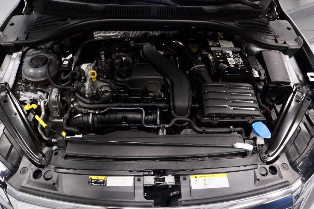 Used 2024 Volkswagen Jetta SE FWD image 17