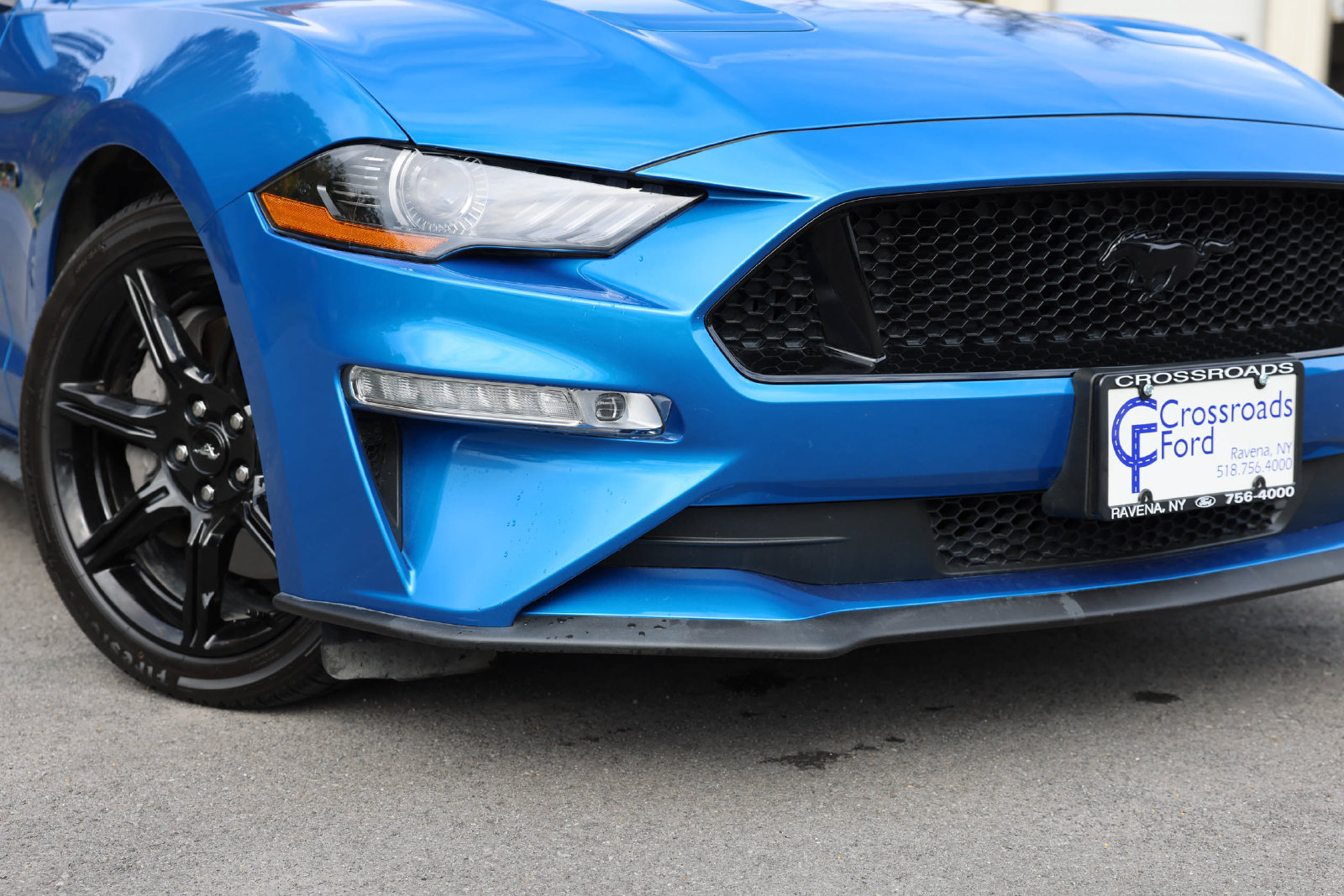 Certified 2019 Ford Mustang GT w/ Black Accent Package RWD image 34