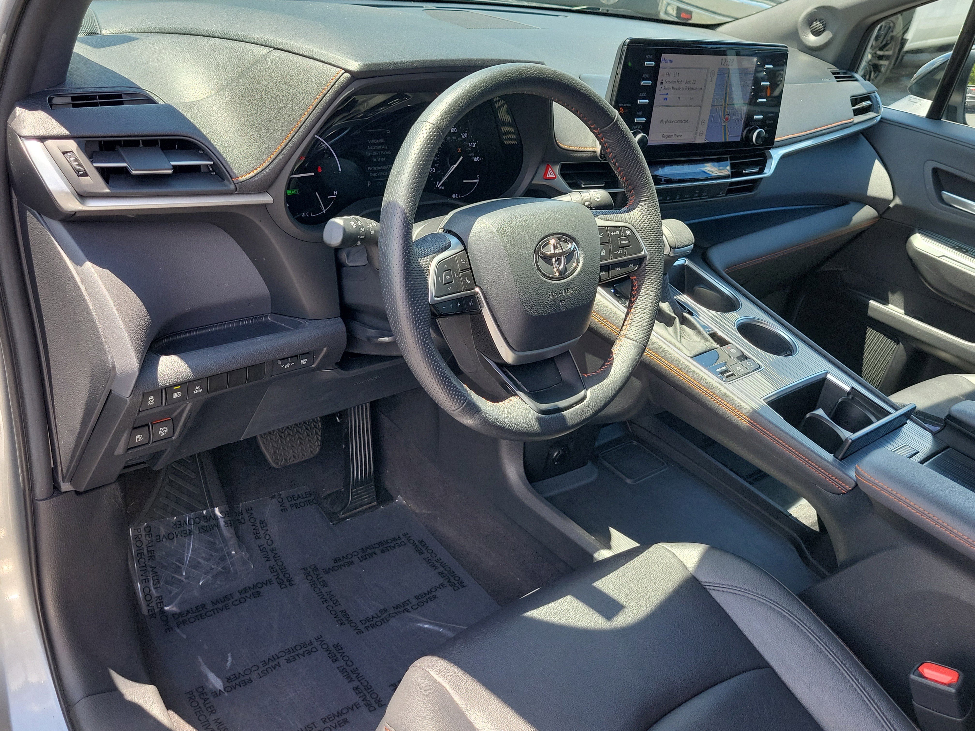 Used 2024 Toyota Sienna XSE w/ XSE Plus Package AWD/4WD image 21