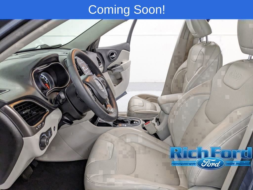 Used 2021 Jeep Cherokee Limited w/ Elite Package FWD image 16