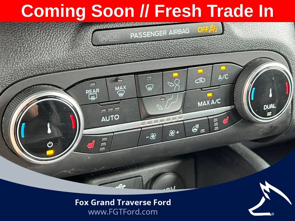 Certified 2025 Ford Escape ST-Line Select AWD/4WD image 24