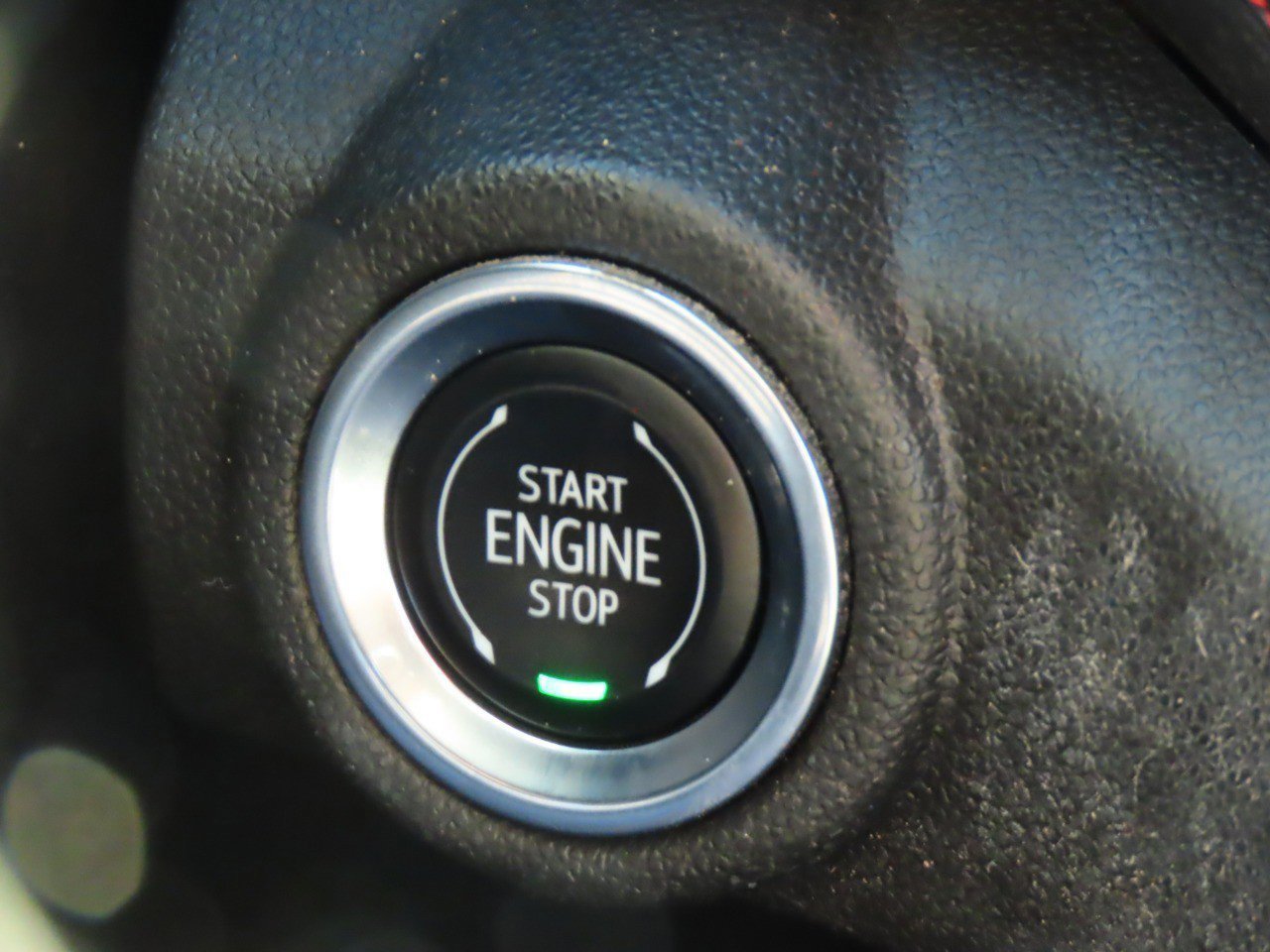 Used 2022 Chevrolet TrailBlazer RS w/ Sun and Liftgate Package image 32