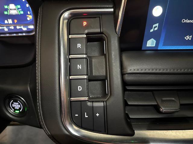 Used 2022 Chevrolet Suburban Z71 AWD/4WD image 21