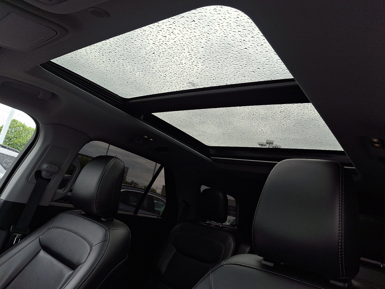 Certified 2023 Ford Explorer XLT w/ Equipment Group 202A image 21