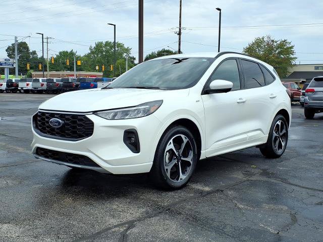 Certified 2023 Ford Escape ST-Line Select w/ Tech Pack #2 AWD/4WD image 1
