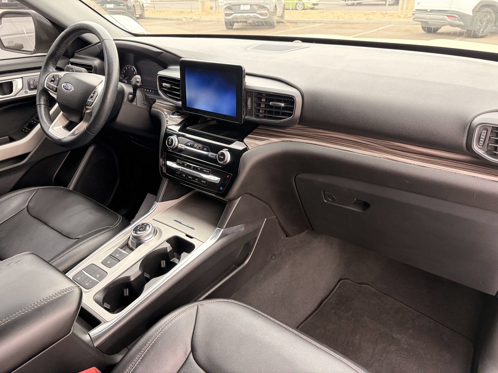 Certified 2023 Ford Explorer Limited w/ Hybrid Equipment Group 310A RWD image 11