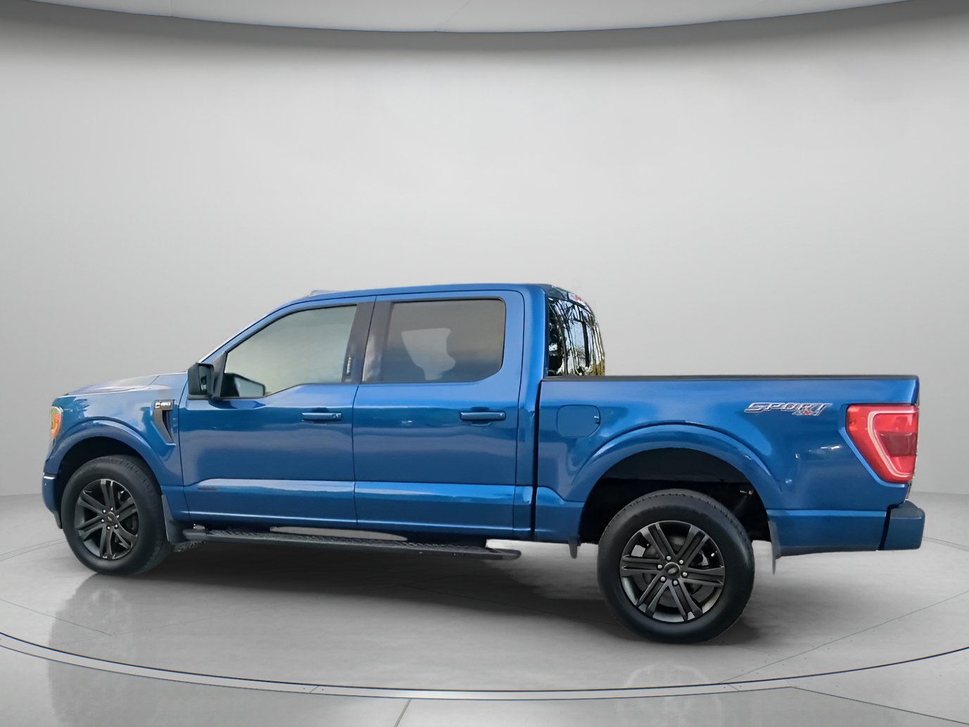 Certified 2022 Ford F150 XLT w/ Equipment Group 301A Mid AWD/4WD image 19