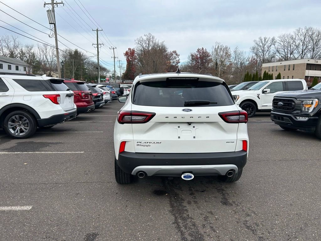 Certified 2023 Ford Escape Platinum w/ Premium Technology Package image 3