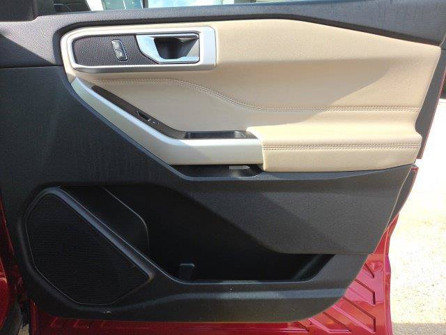 Certified 2022 Ford Explorer XLT RWD image 23