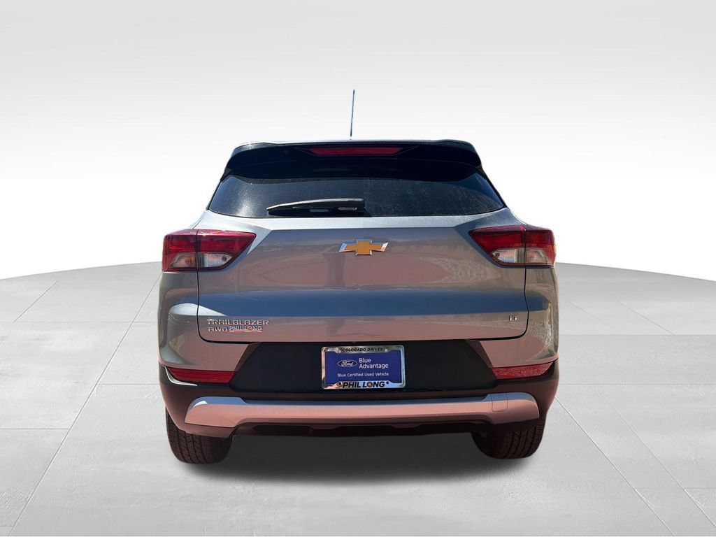 Used 2025 Chevrolet TrailBlazer LT AWD/4WD image 7