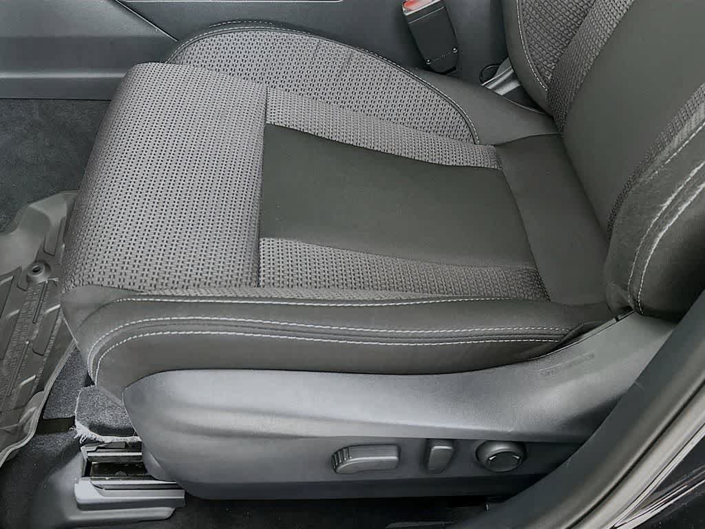 Used 2025 Subaru Outback Premium AWD/4WD image 29