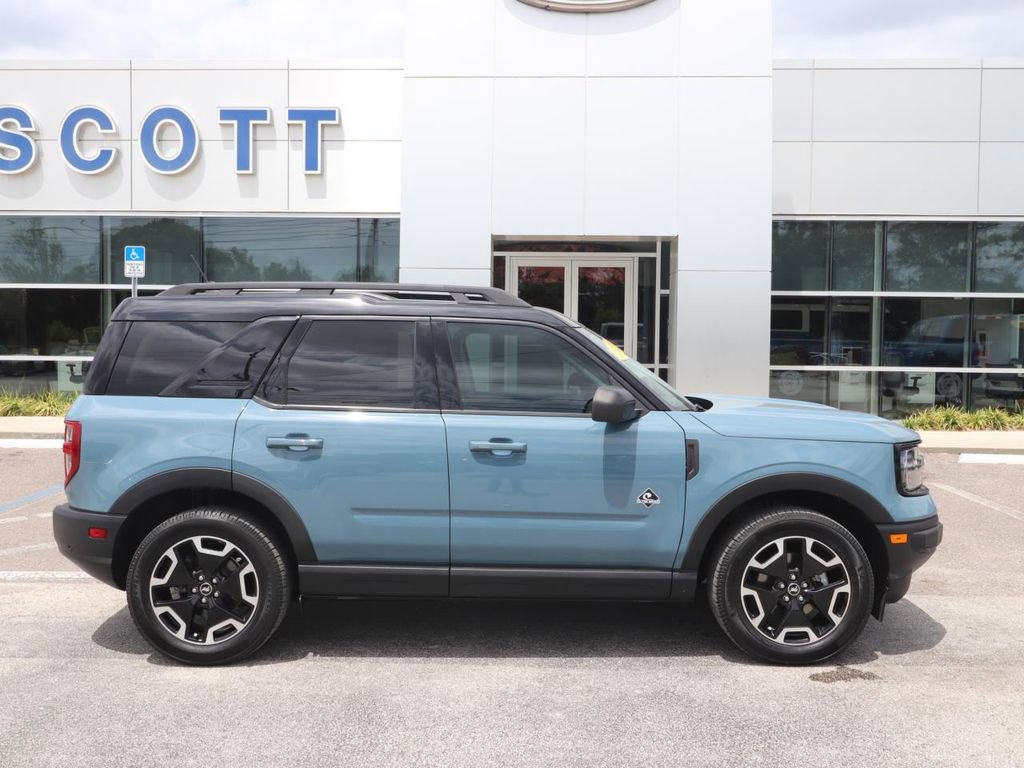 Certified 2023 Ford Bronco Sport Outer Banks AWD/4WD image 17