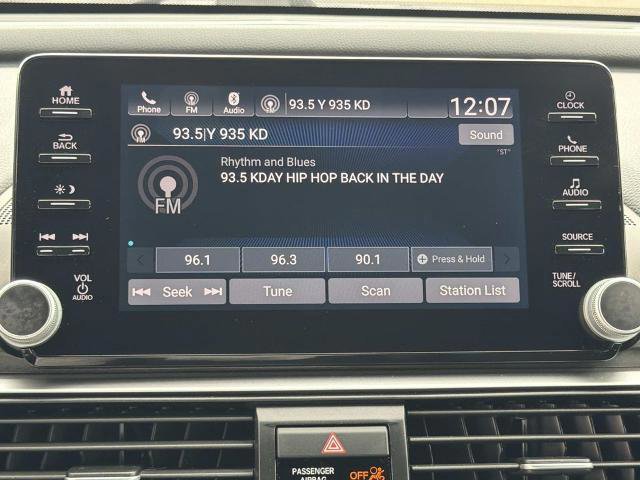 Used 2018 Honda Accord Sport image 14