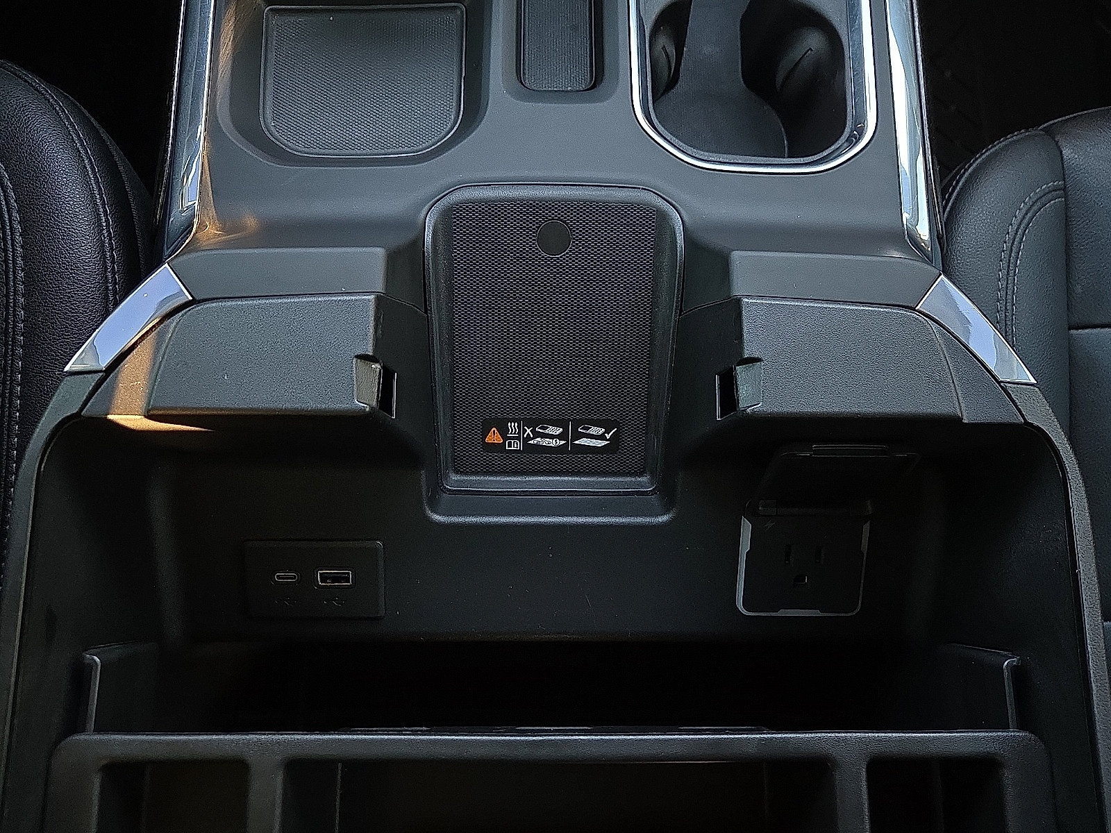Used 2023 Chevrolet Silverado 1500 RST AWD/4WD image 22
