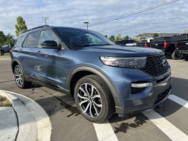 Certified 2020 Ford Explorer ST w/ Premium Technology Package AWD/4WD image 7