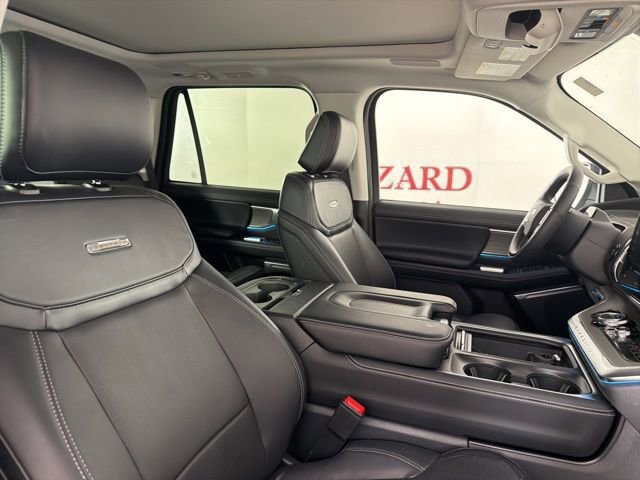 Certified 2025 Ford Expedition Platinum w/ Driver's Package image 16