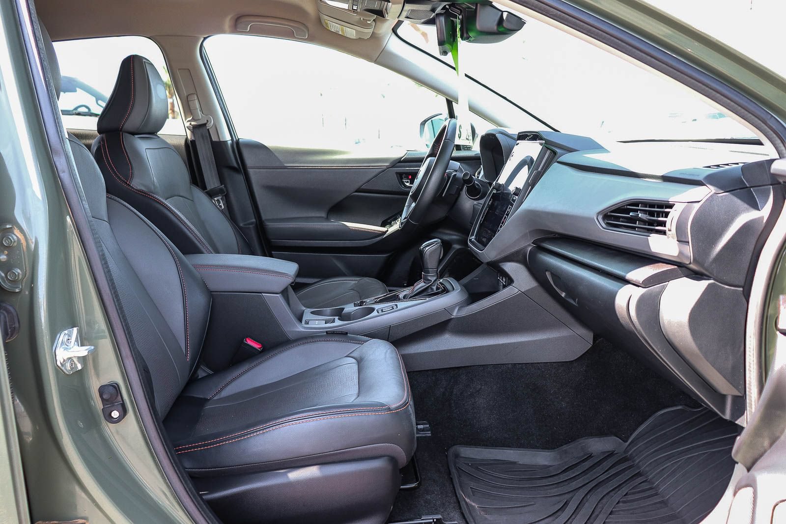 Used 2025 Subaru Crosstrek 2.5i Limited w/ Crosstrek Mirror Package AWD/4WD image 16