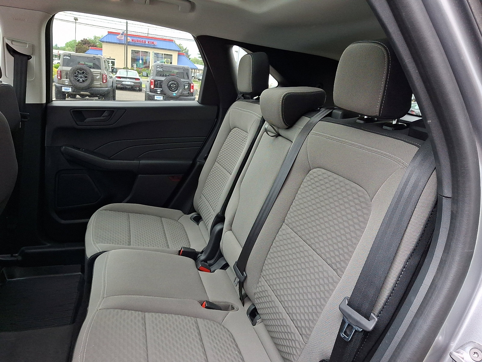 Certified 2022 Ford Escape SE w/ SE Sport Appearance Package AWD/4WD image 11