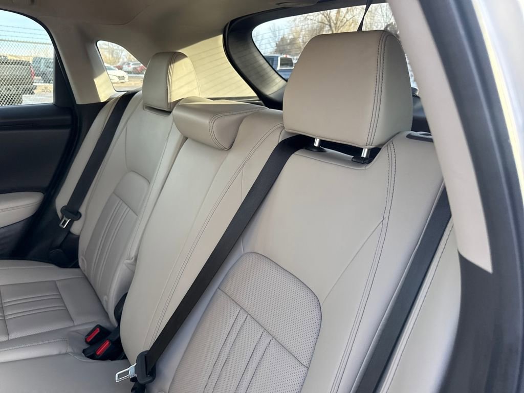 Used 2023 Honda HR-V EX-L image 19