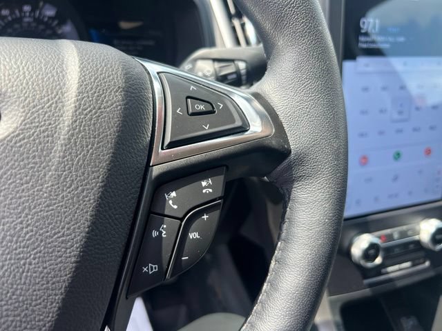 Certified 2024 Ford Edge SEL w/ Convenience Package AWD/4WD image 10