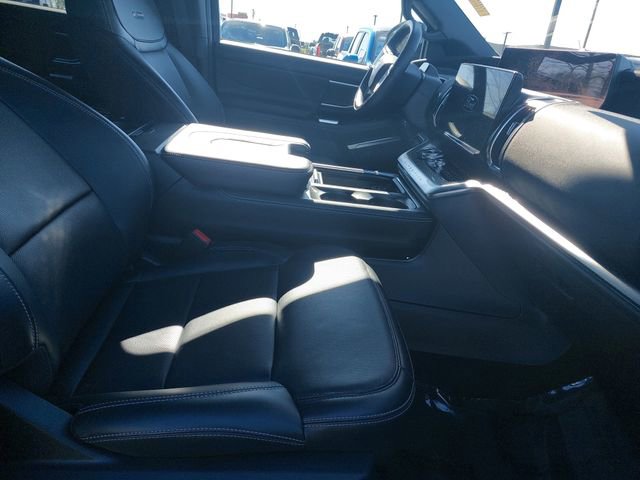 Certified 2025 Ford Expedition Max Platinum w/ Stealth Performance Package image 10