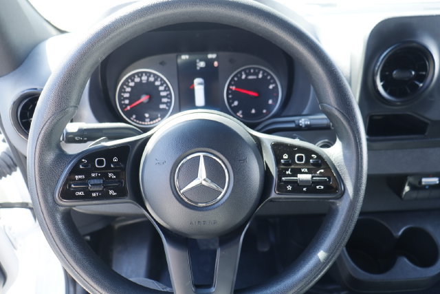 Used 2024 Mercedes-Benz Sprinter 2500 image 15