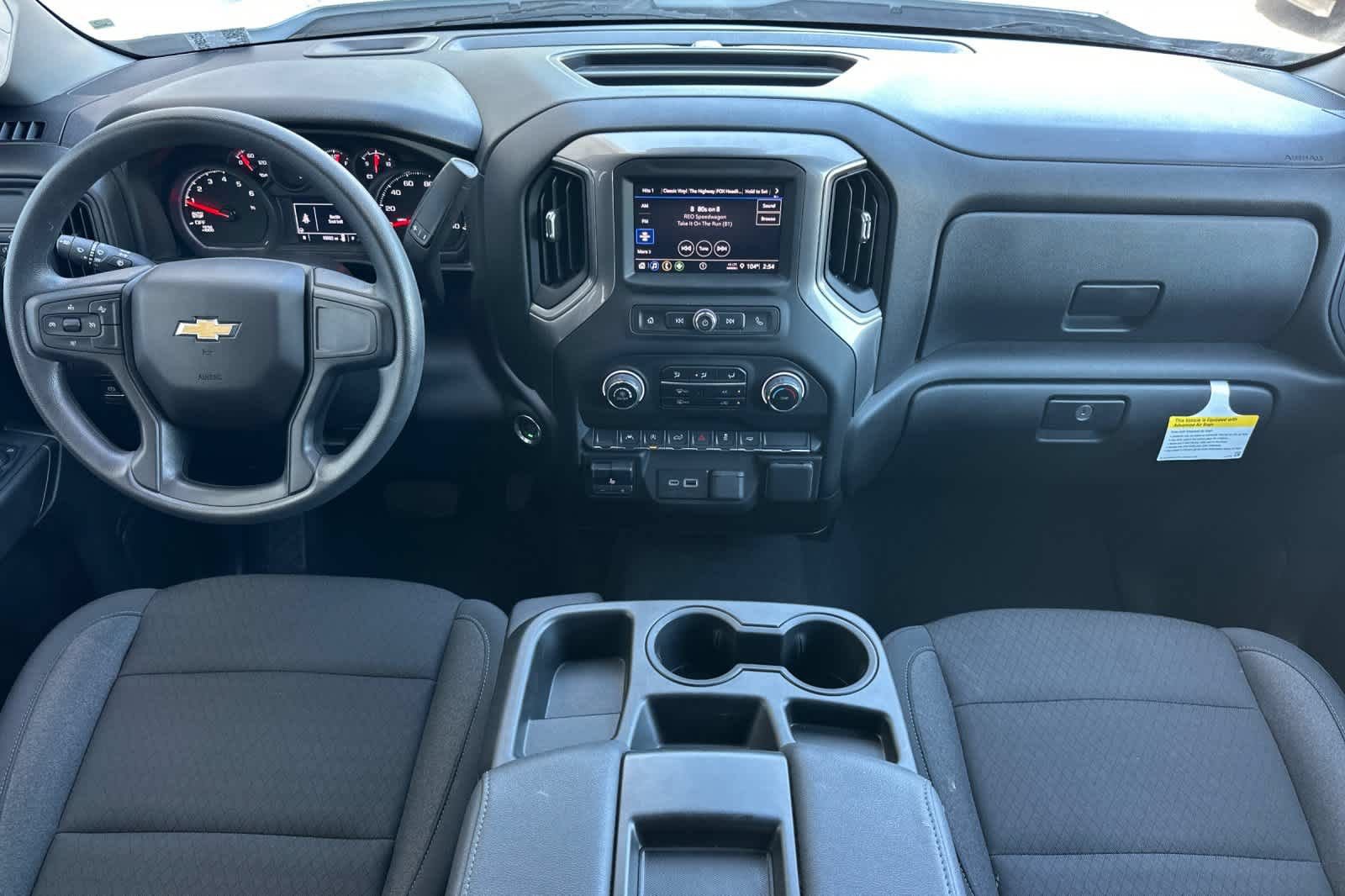 Used 2025 Chevrolet Silverado 1500 Custom w/ LPO, Dark Essentials Package RWD image 3