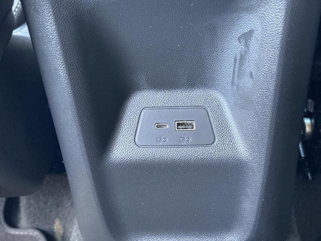 Used 2025 Buick Envision Preferred image 29