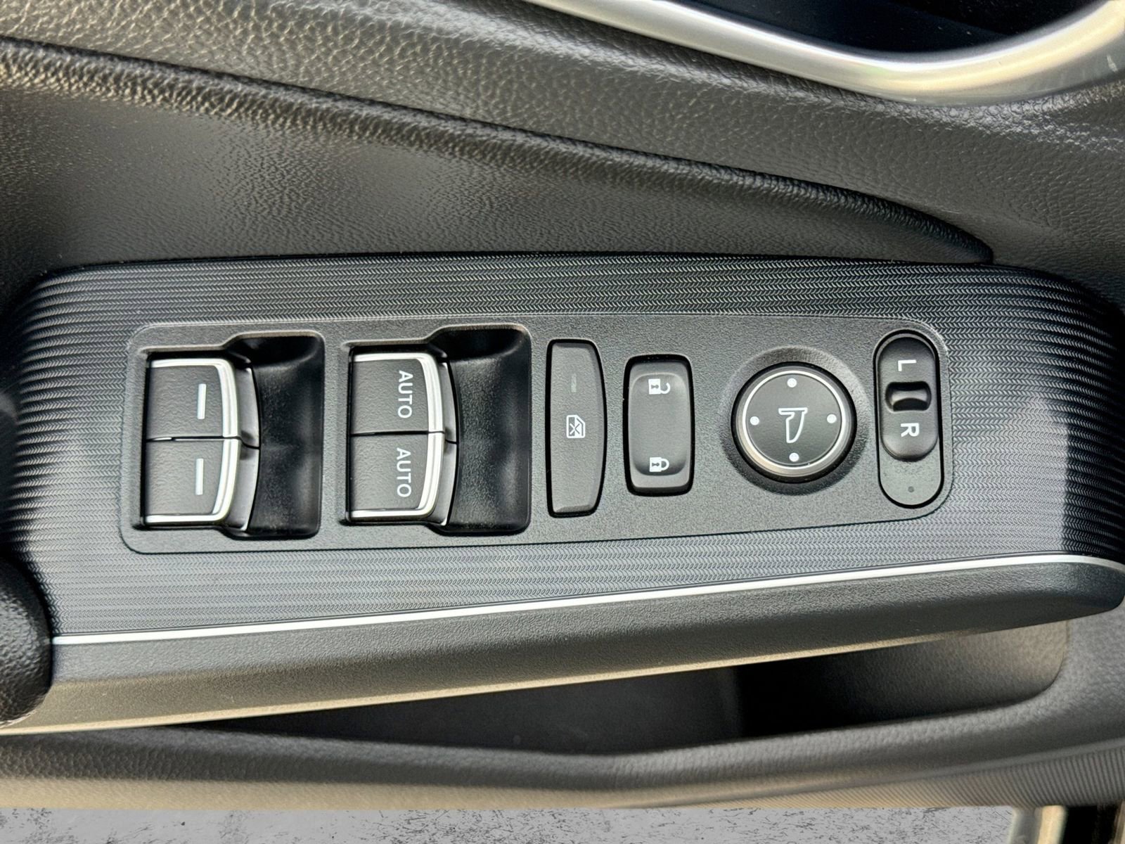 Used 2023 Honda Civic Sport Touring image 18