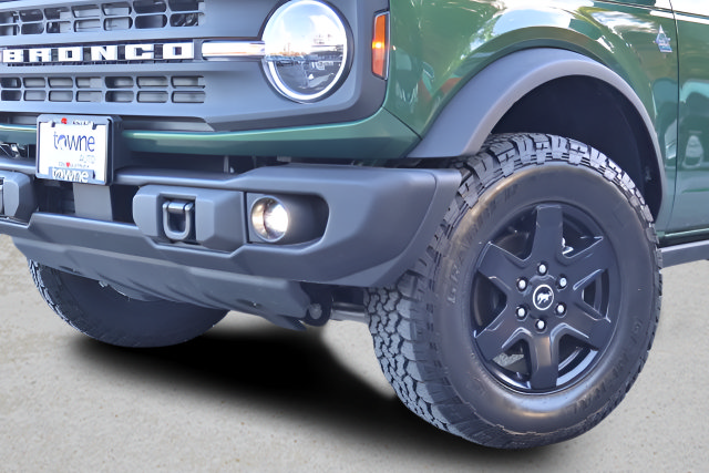 Certified 2024 Ford Bronco Black Diamond AWD/4WD image 24