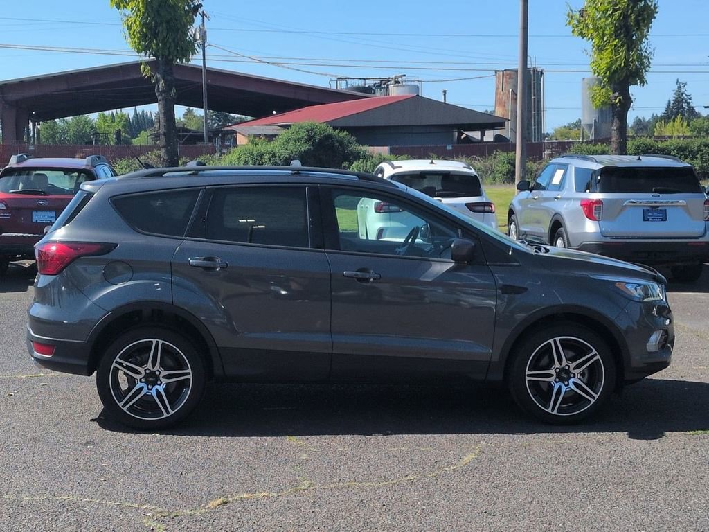 Certified 2019 Ford Escape SEL AWD/4WD image 6