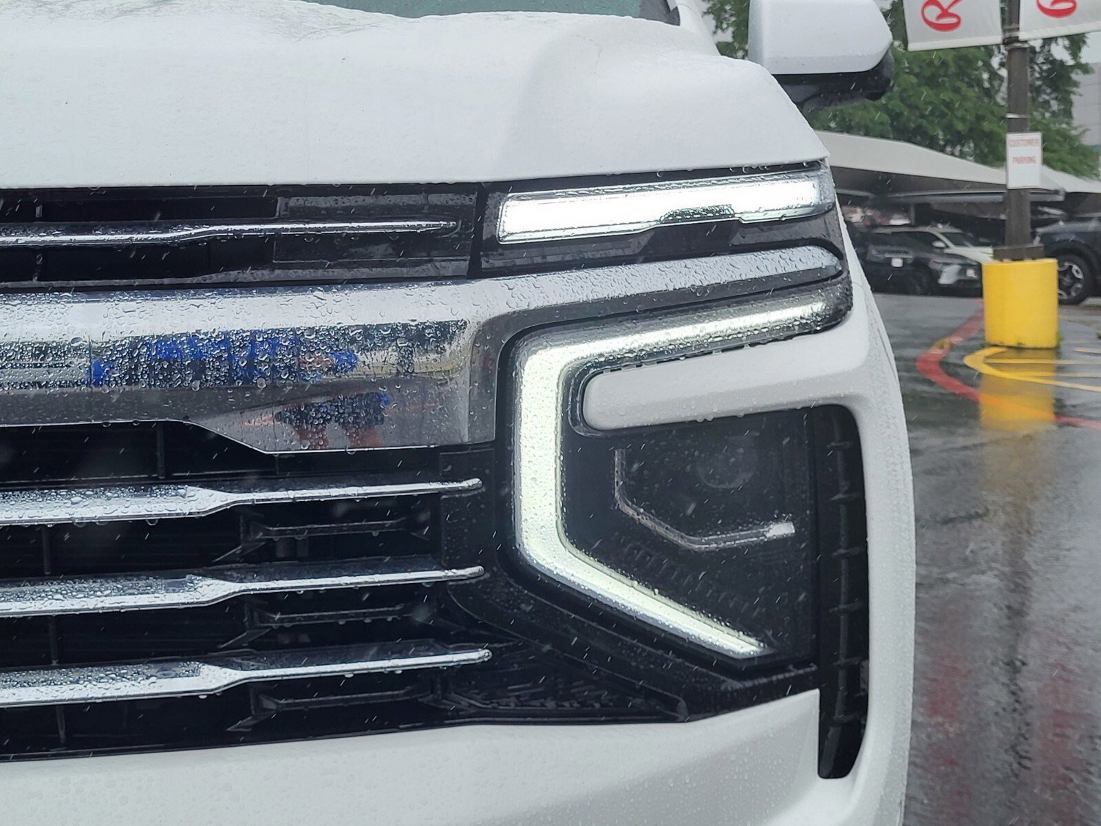 Used 2025 Chevrolet Tahoe LT image 11