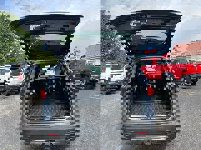 Used 2025 Toyota Grand Highlander AWD image 11